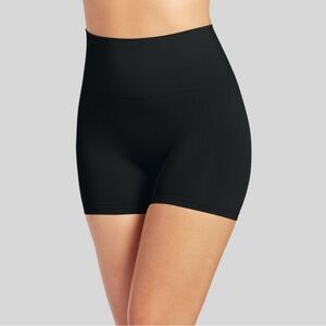Jockey women’s tummy smoothing mid-wait boyshorts L